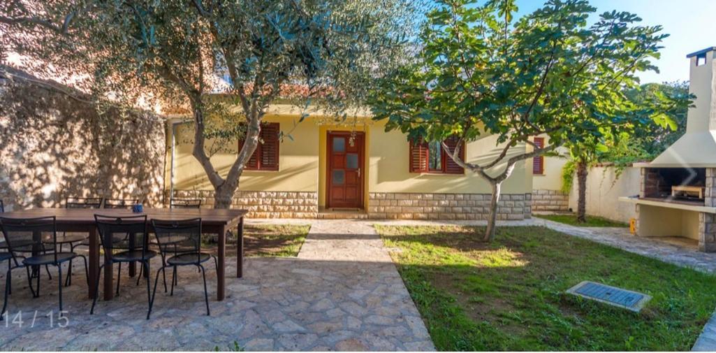 Kuca Za Odmor Villa Sveti Filip i Jakov Luaran gambar